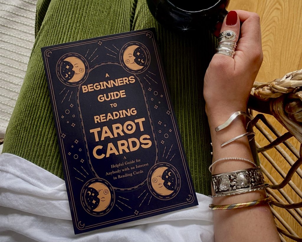 A Beginner's Guide to Reading Tarot Cards_PMA
